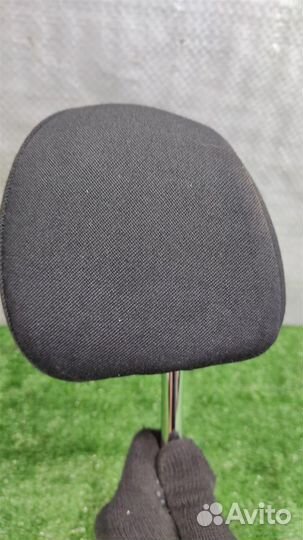 Подголовник BMW X3 (E83) 2004