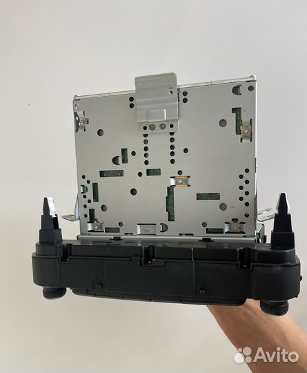 Монитор для машины hyundai solaris