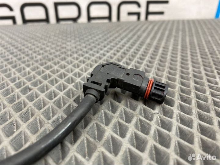 Датчик abs передний левый Mercedes-Benz E-Class