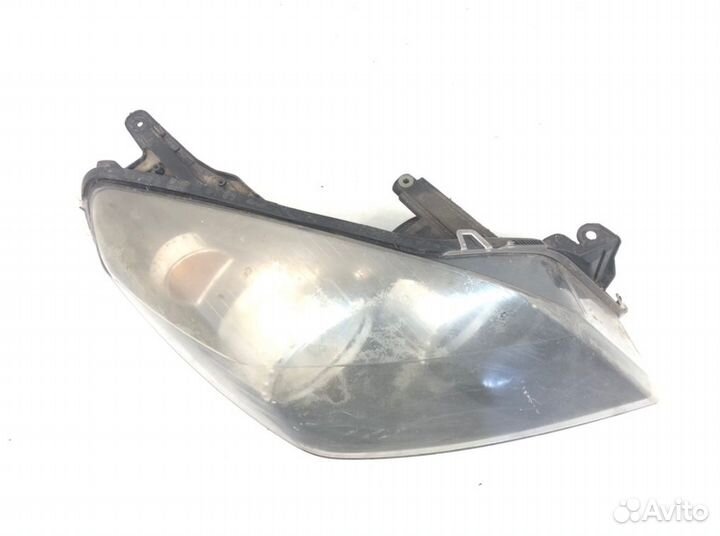 Фара Opel Astra H (2004-2010)