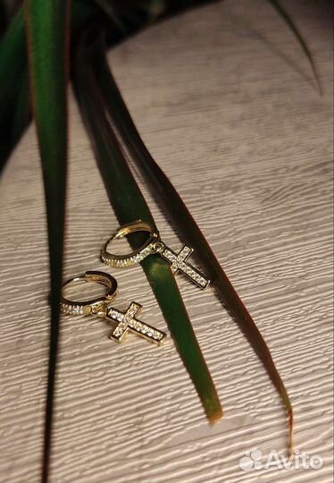 Серьги крестики