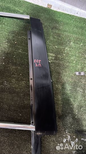 Комплект молдингов стекла задний правый Bmw E65