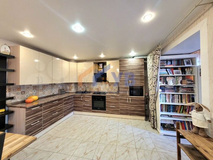 2-к. квартира, 73,9 м², 2/5 эт.