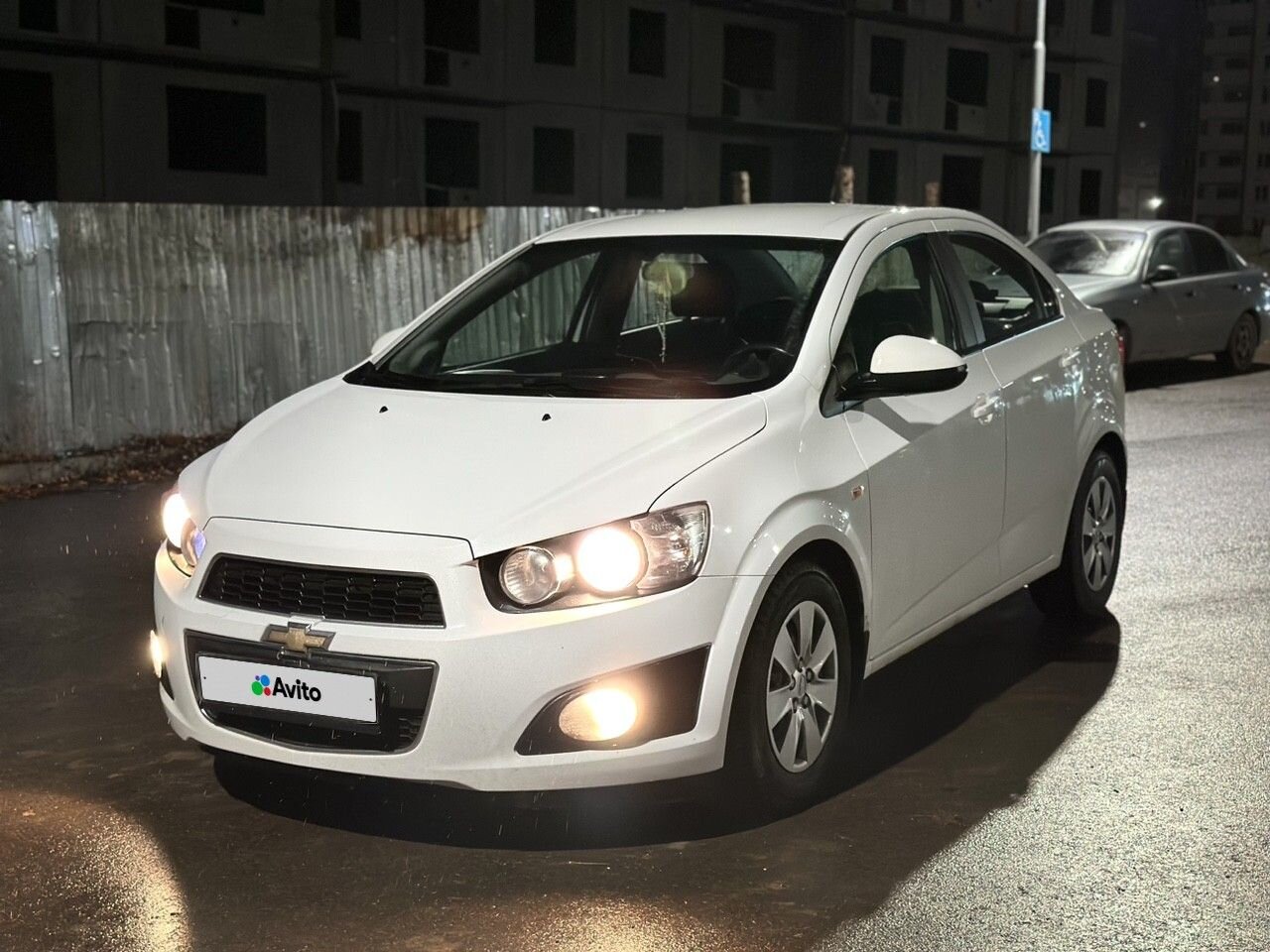 Chevrolet Aveo: фото владельца