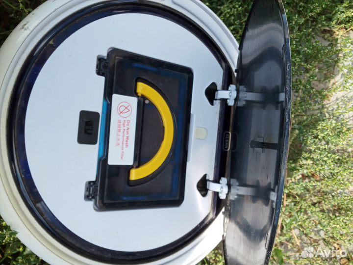 Робот пылесос на запчасти