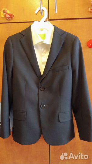 Пиджак, жилет, рубашка на мальчика + рубашка в дар