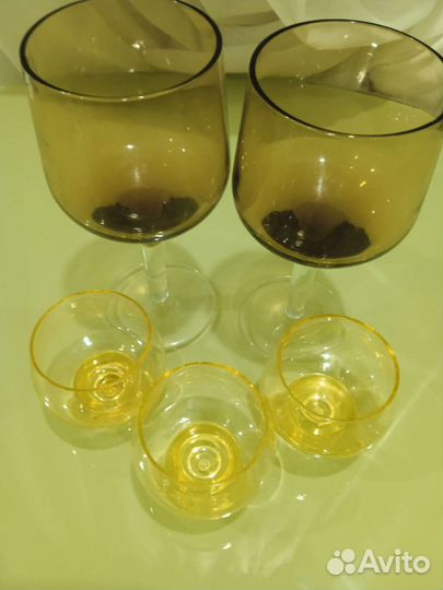 Цветное стекло, фужеры, стопки