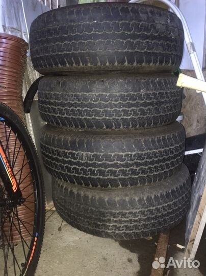 Bridgestone Dueler H/L 265/65 R17