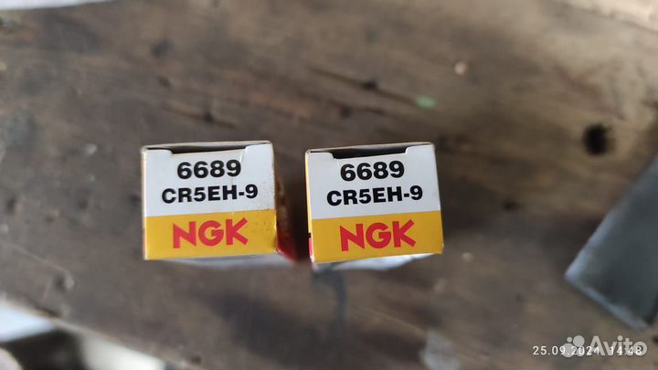 Свечи зажигания лодочный мотор хонда15