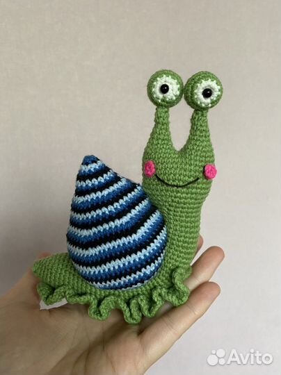 Вязаная крючком игрушка Амигуруми Улитка