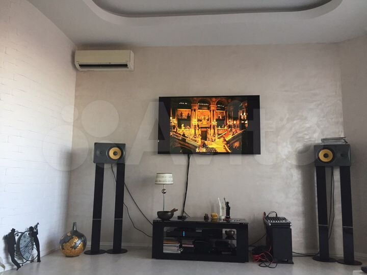 2-к. квартира, 70 м², 7/7 эт.