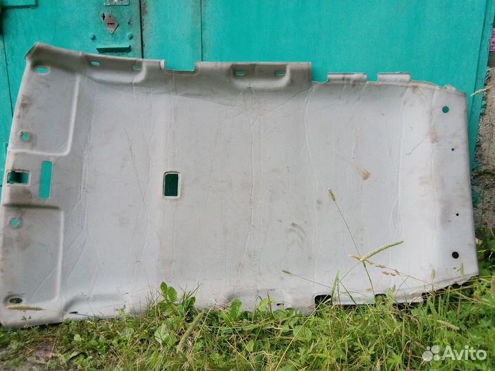 Обшивка потолка Honda Fit GD1 L13A (пр.руль)