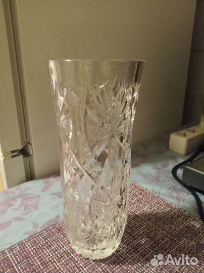 Ваза для цветов хрустальная