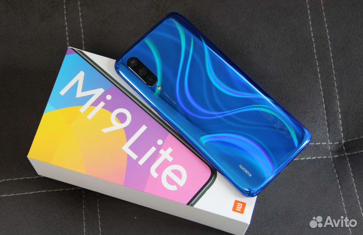 Смартфон Xiaomi Mi 9 Lite 6 гб + 128 гб