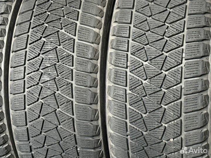 Bridgestone Blizzak DM-V2 225/55 R18