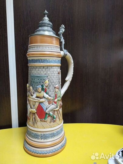 Огромная пивная кружка Германия