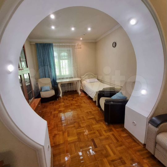 Дом 105 м² на участке 8 сот.