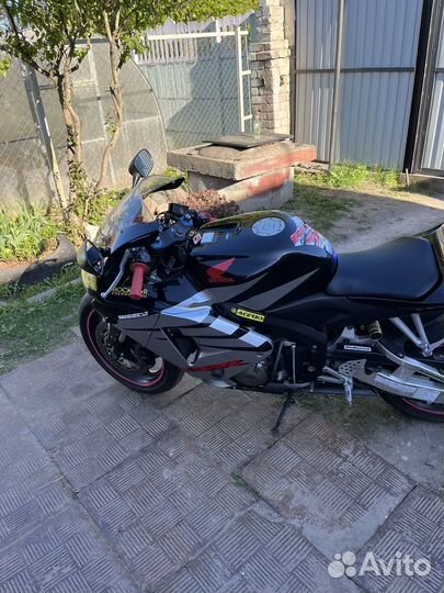 Продам мотоцикл Honda CBR600RR