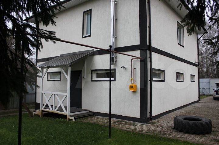 Коттедж 230 м² на участке 4,4 сот.