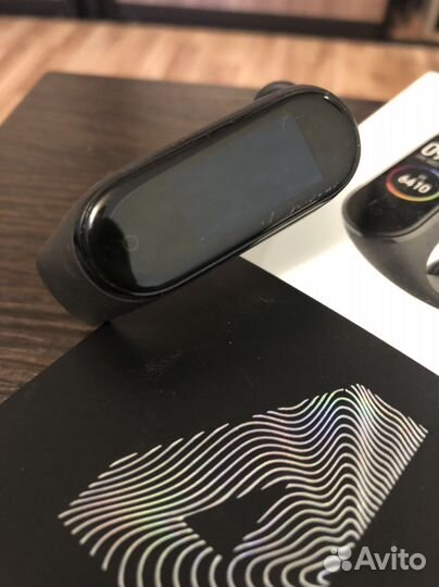 Часы Xiaomi mi band 4