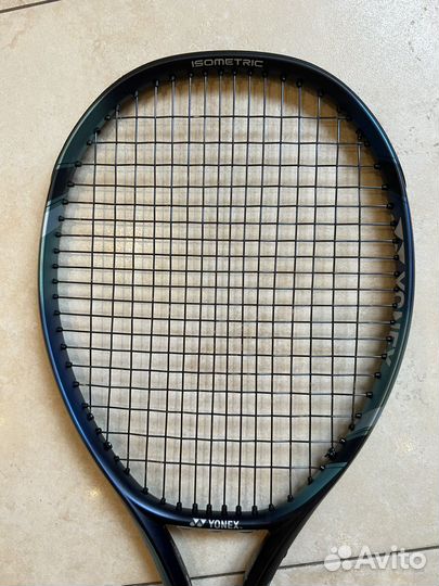 Теннисная ракетка для большого тенниса