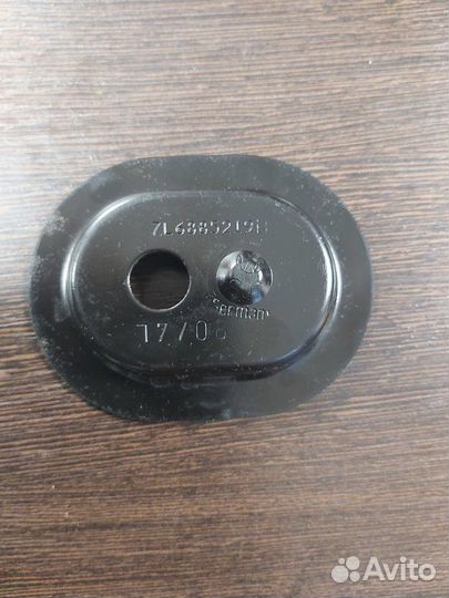 Кронштейн Volkswagen Touareg 1 2.5D 2008