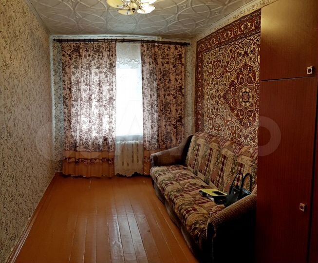 Комната 12 м² в 4-к., 4/9 эт.