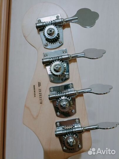 Бас гитара fender Jazz Bass USA