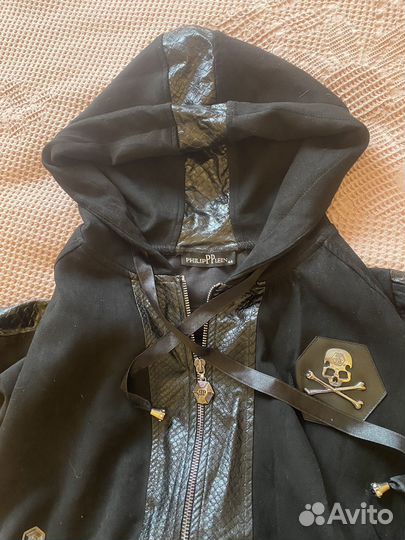 Спортивный костюм женский