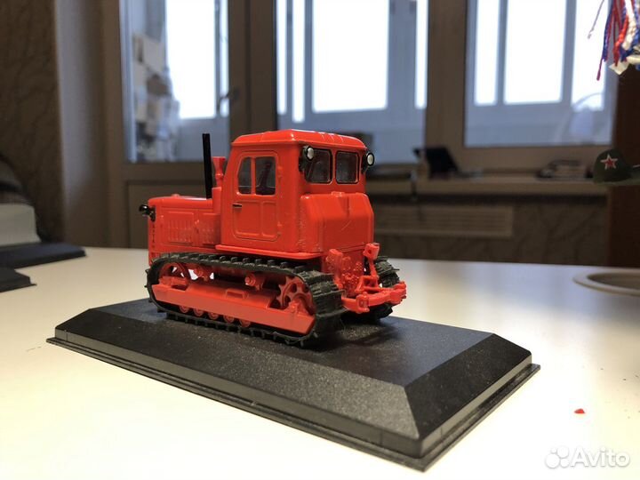 Модель трактора Т-4А алтаец