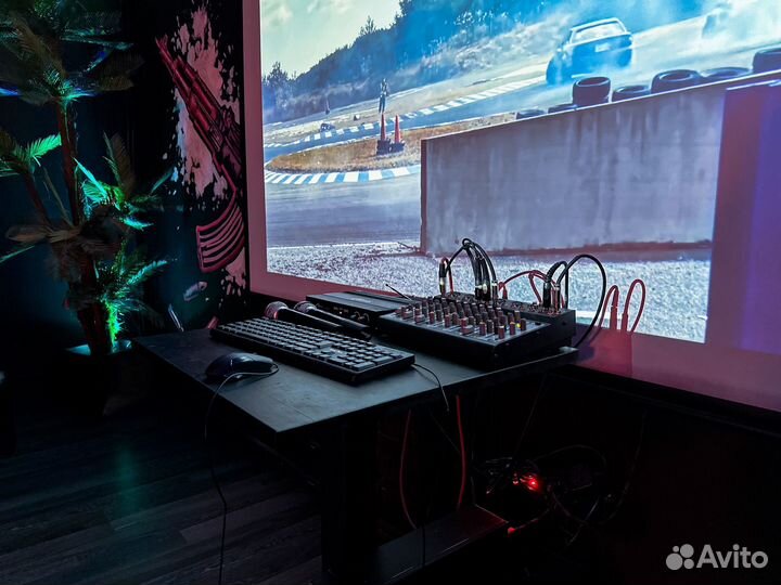 Лофт Картель с караоке и PS4 на Бауманской