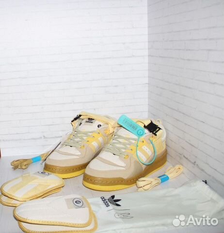 Кроссовки Adidas Bad Bunny