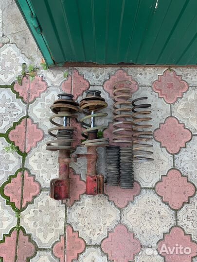 Передние стойки ваз 2109