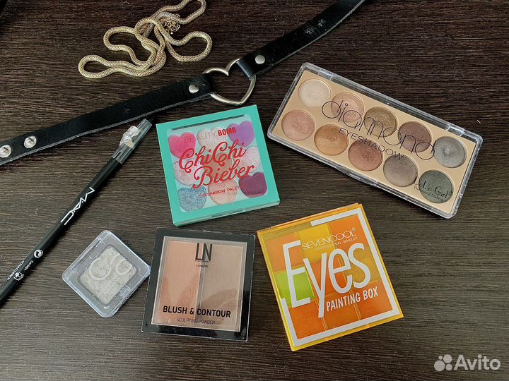 Косметика пакетом декоративная