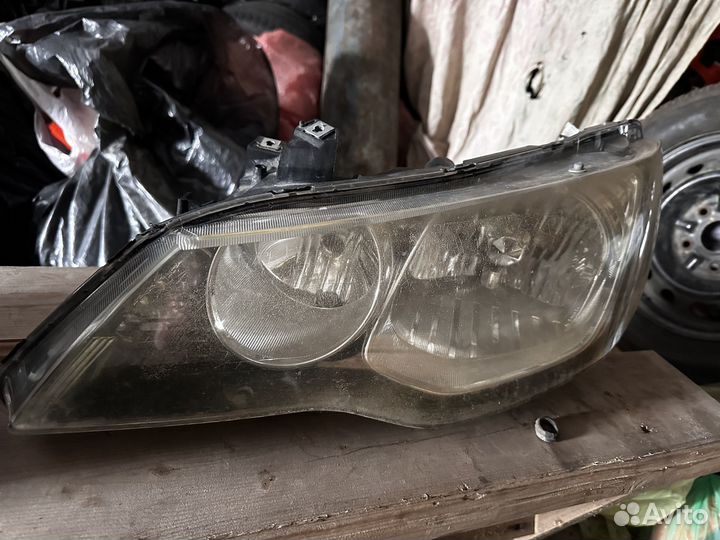 Фары на honda civic 4D