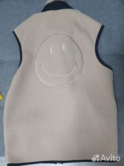 H&M жилетка smiley красивая