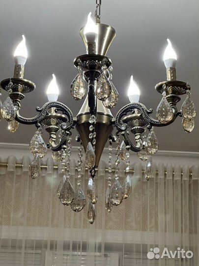 Люстра потолочная 5 рожковая