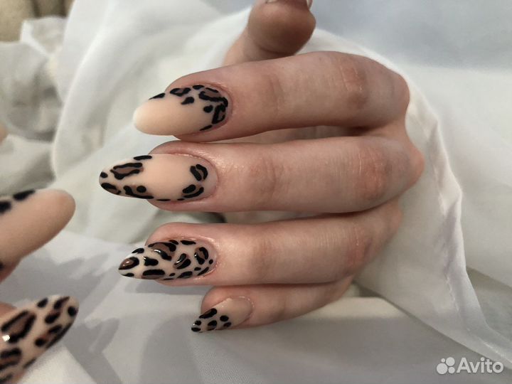 Мастер маникюра