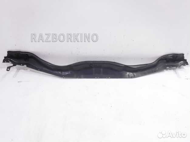 Водосток лобового стекла (жабо)