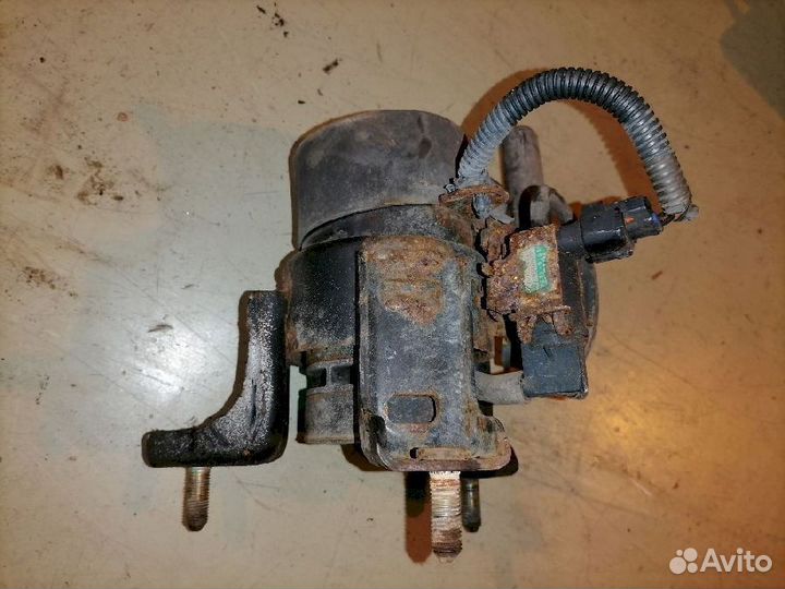 Опора двигателя (подушка двс) передняя 12360-20100