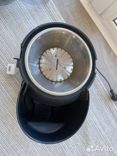 Центробежная соковыжималка Philips HR 1861