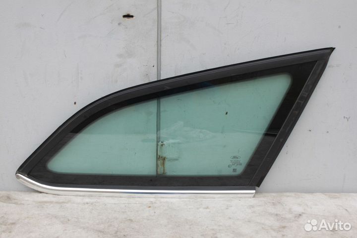 Форточка задняя правая универсал Форд Фокус 3