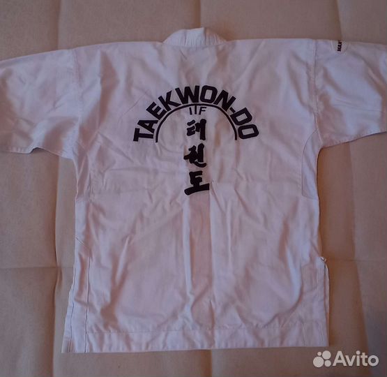 Костюм для тхэквондо