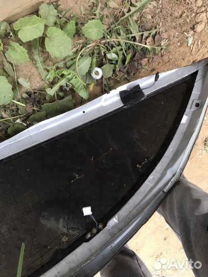 Задние боковые стёкла на Mercedes w211