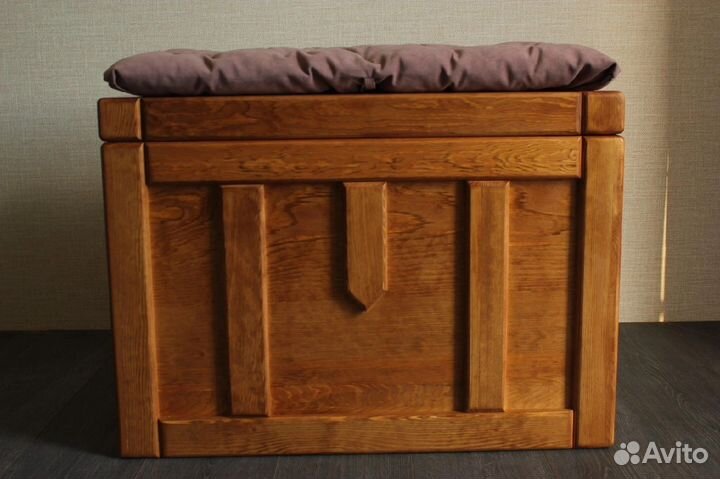 Сундук деревянный