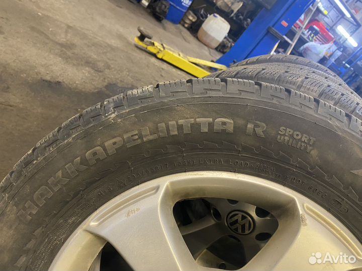 Зима в сборе Volkswagen Touareg 235/65/17