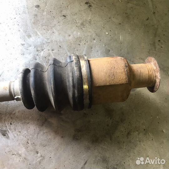 Привод правый Renault Logan Sandero Largus 1.6