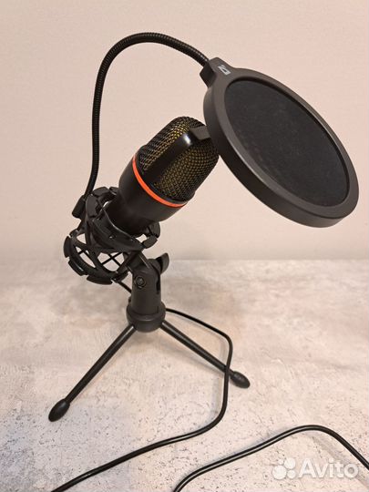 Defender микрофон