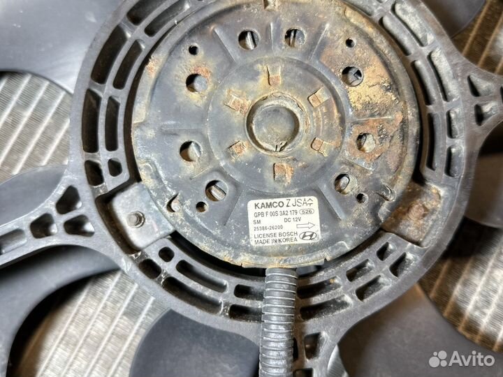 Радиатор охлаждения+вентилятором Hyundai Santa Fe