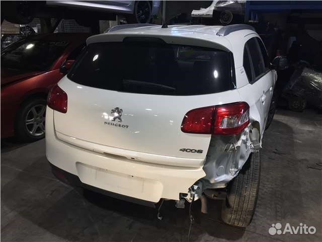 Разбор на запчасти Peugeot 4008